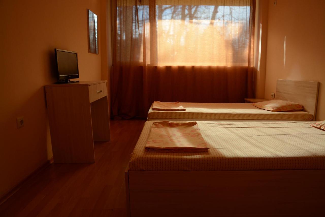 Neva Beach Apartamento Kiten Exterior foto