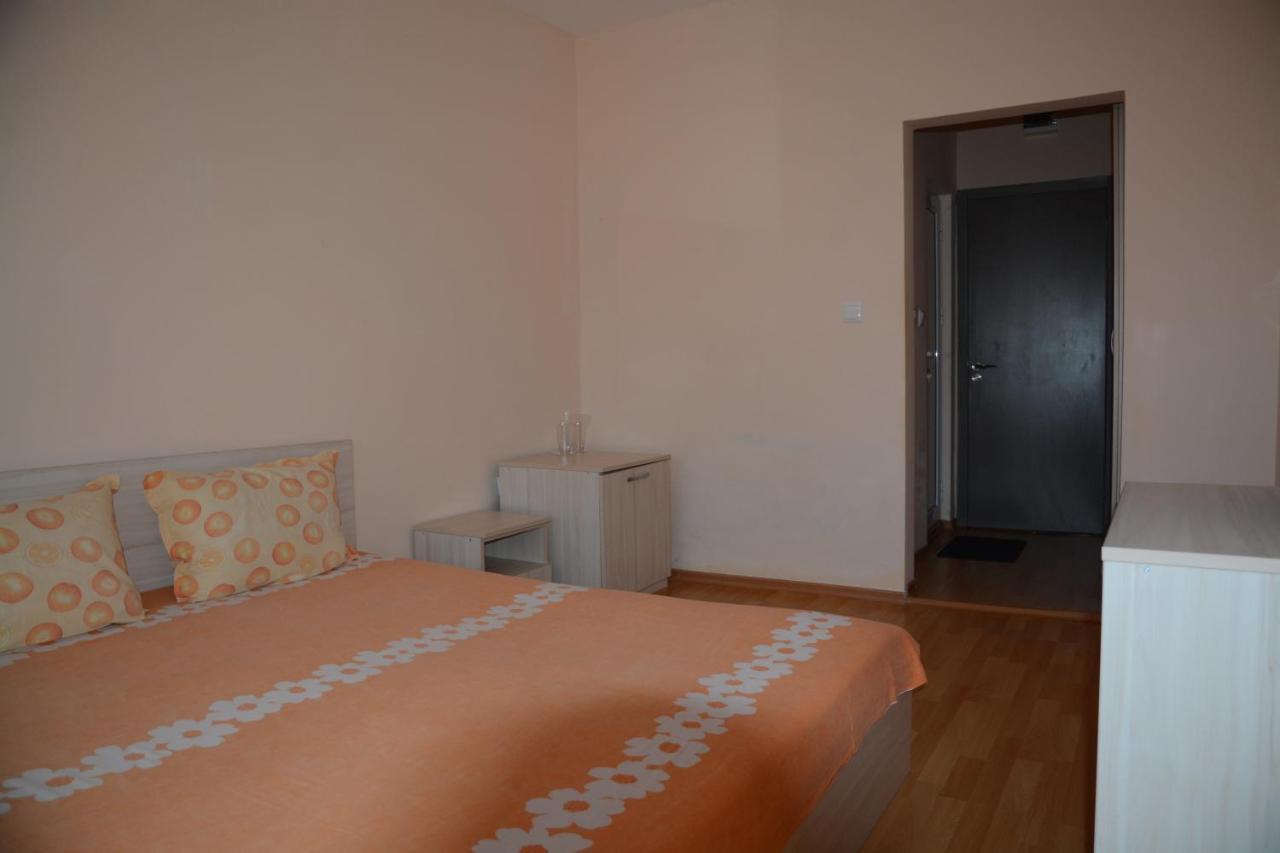 Neva Beach Apartamento Kiten Exterior foto